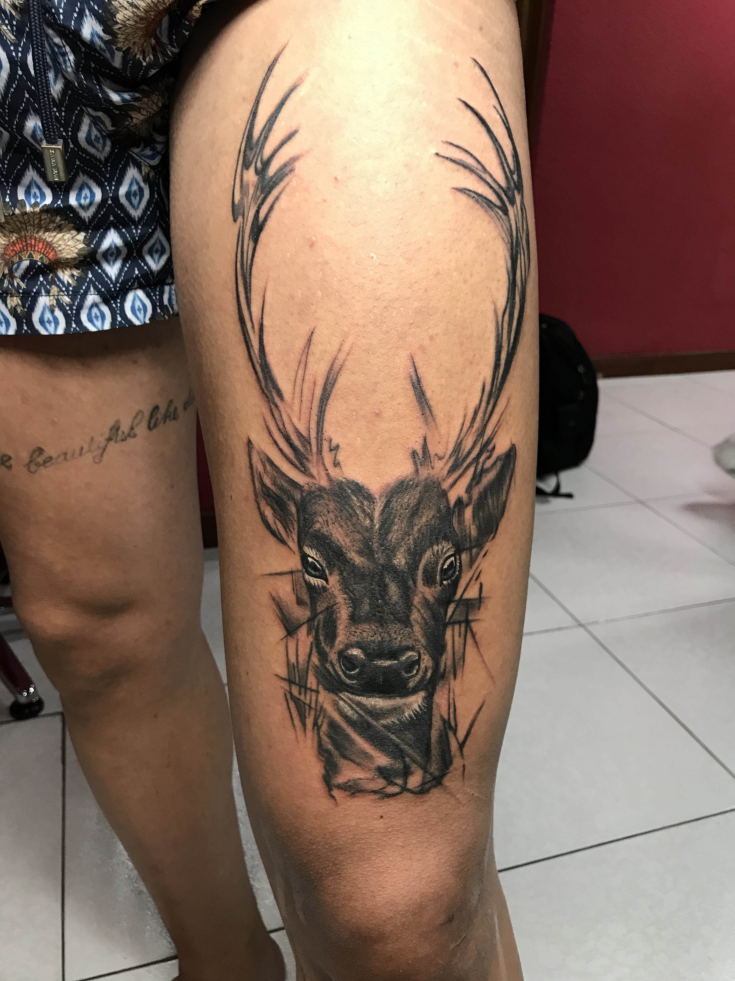 Tattoo Alicante - ciervo artistico